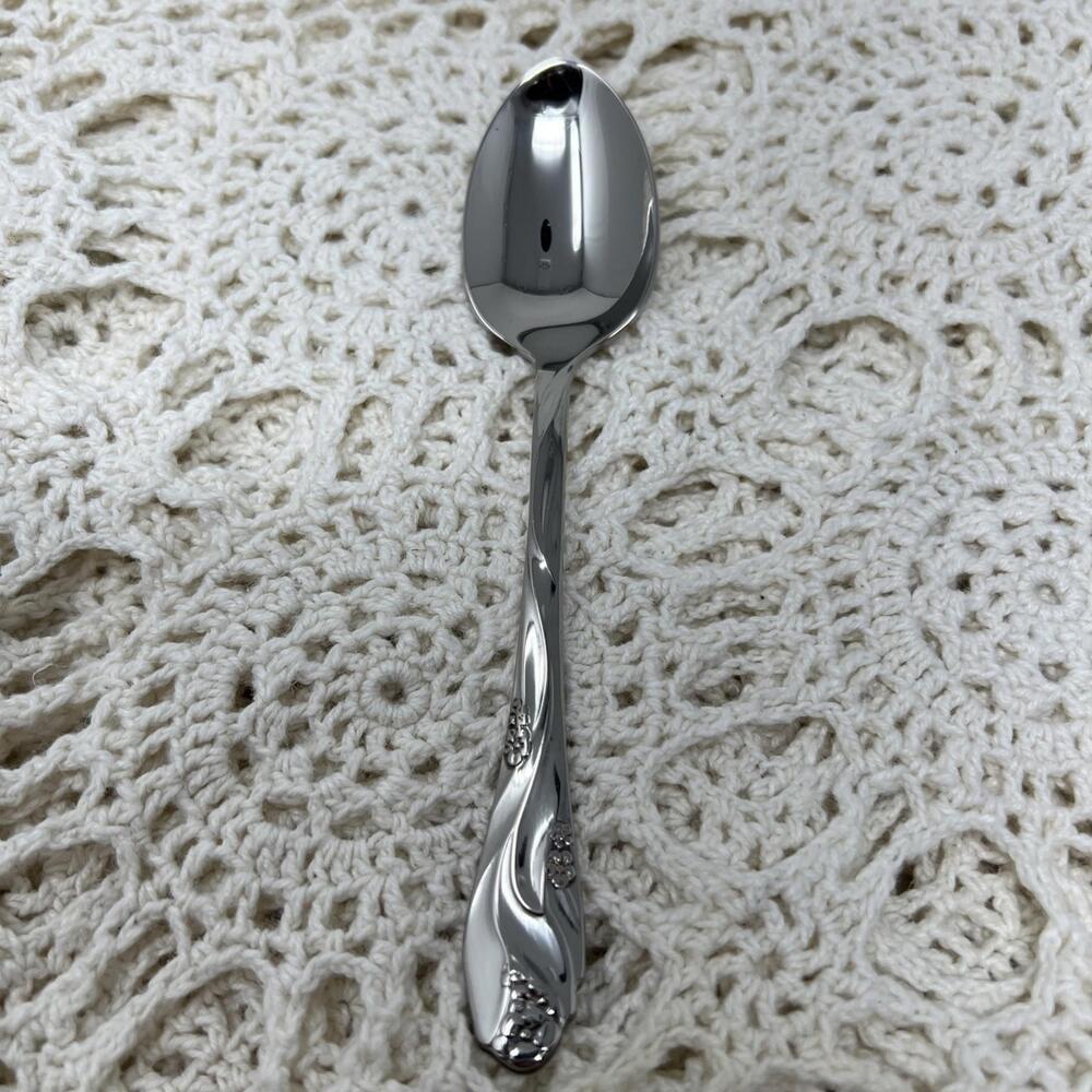 ONEIDA Stainless‎ LORELEI Flatware 6" TEASPOON Asymmetric Floral GLOSSY
